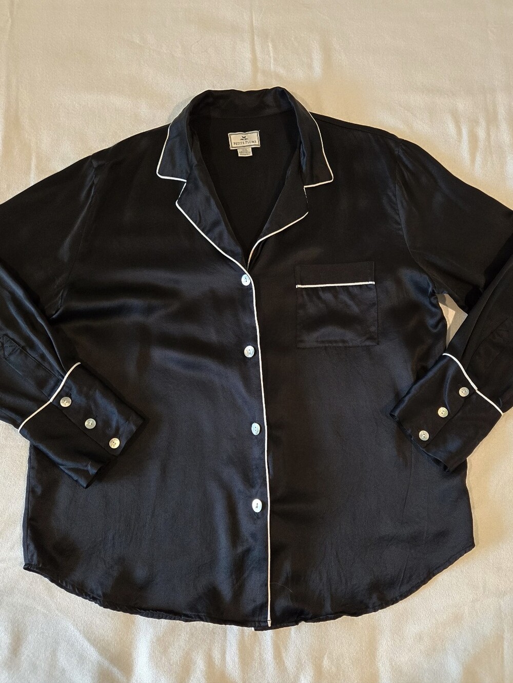 Petite Plume 100% Silk Long Sleeve Button Down Pajama Top Shirt sz Large Black